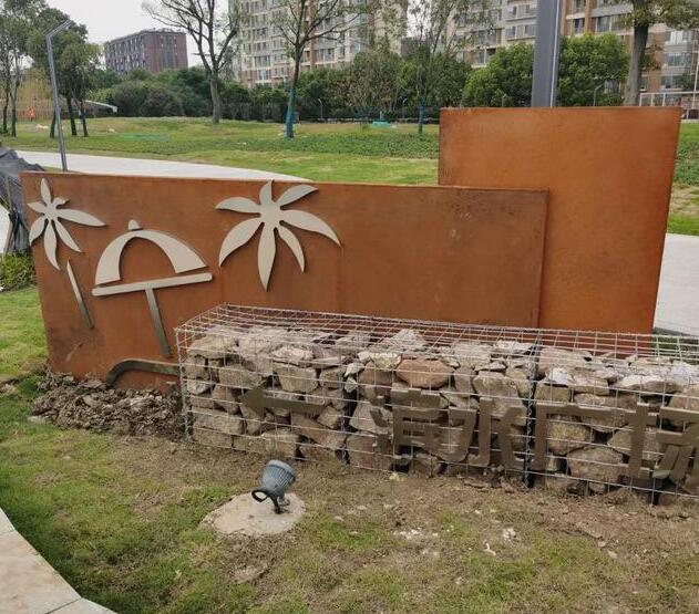 安龙锈钢板挡土墙